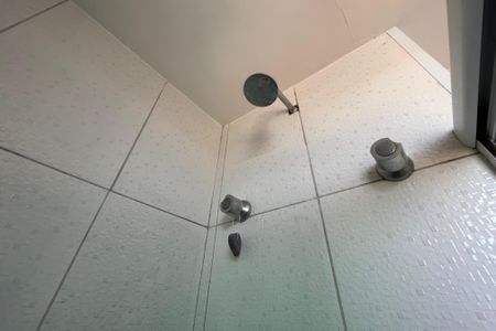 Apartamento à venda com 51m², 2 quartos e 1 vaga Apartamento à venda com 51m², 2 quartos e 1 vagaChuveiro