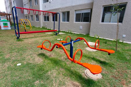 Apartamento para alugar com 35m², 2 quartos e sem vagaÁrea comum - Playground