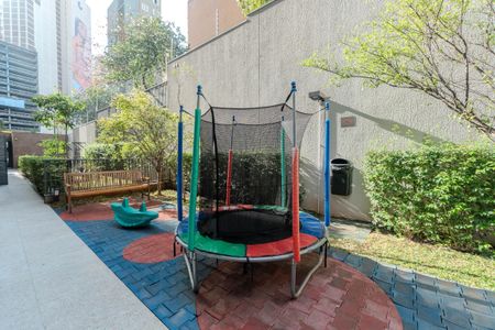 Apartamento à venda com 42m², 2 quartos e sem vaga Apartamento à venda com 42m², 2 quartos e sem vagaÁrea comum - Playground