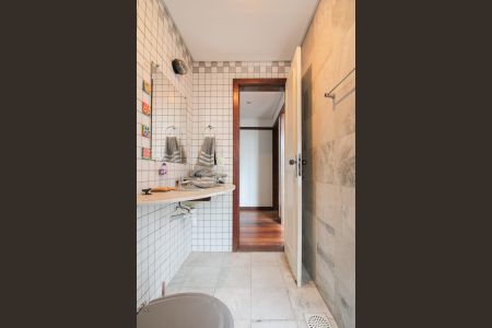 Apartamento para alugar com 180m², 3 quartos e 1 vagaBanheiro Social