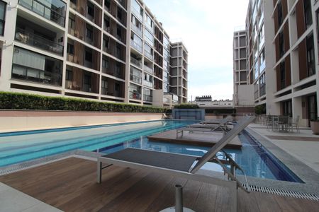 Apartamento para alugar com 84m², 2 quartos e 1 vagaÁrea comum - Piscina
