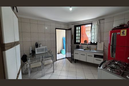 Casa para alugar com 116m², 2 quartos e 4 vagasCozinha