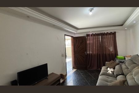 Casa para alugar com 116m², 2 quartos e 4 vagasSala