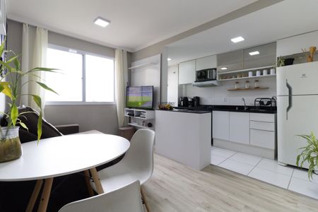 Sala de apartamento para alugar com 2 quartos, 40m² em Jardim Sao Saverio, São Paulo