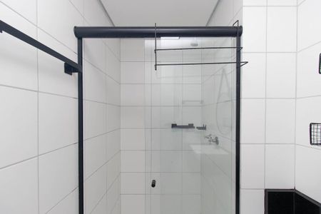 Banheiro de apartamento para alugar com 2 quartos, 42m² em Horto Florestal, São Paulo