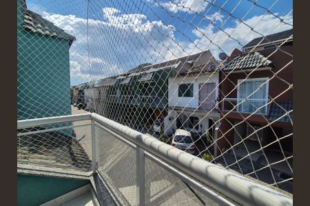 Casa de condomínio à venda com 180m², 3 quartos e 1 vagaVaranda 