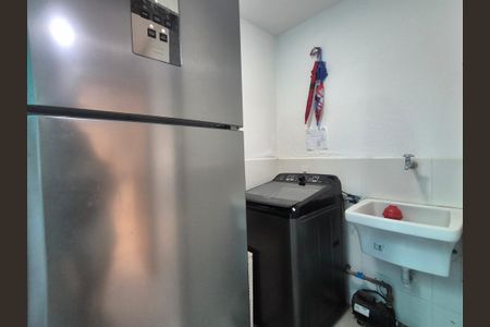 Casa de condomínio à venda com 180m², 3 quartos e 1 vagaÁrea de Serviço 