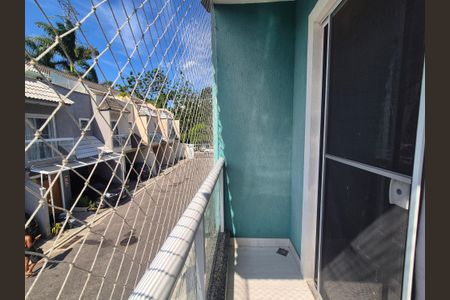 Casa de condomínio à venda com 180m², 3 quartos e 1 vagaVaranda 