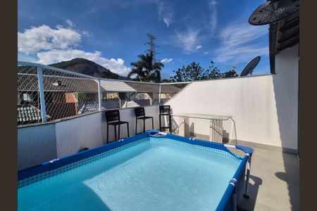 Casa de condomínio à venda com 180m², 3 quartos e 1 vagaÁrea externa 