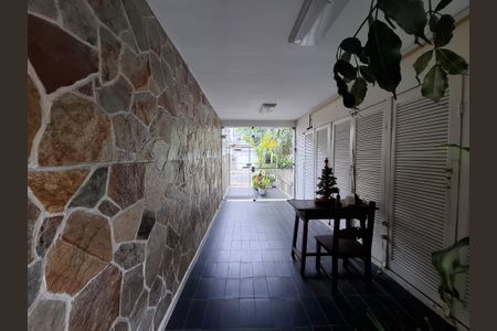 Apartamento à venda com 85m², 2 quartos e sem vagaÁrea comum 