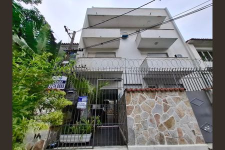 Apartamento à venda com 85m², 2 quartos e sem vagaFachada 