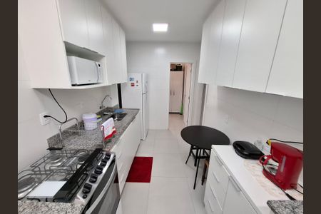 Apartamento à venda com 85m², 2 quartos e sem vagaCozinha 
