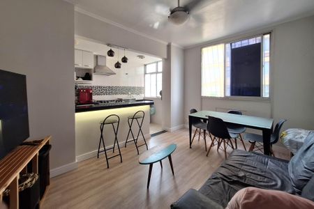 Apartamento à venda com 60m², 2 quartos e 1 vaga Apartamento à venda com 60m², 2 quartos e 1 vagaSala