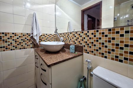 Apartamento à venda com 60m², 2 quartos e 1 vaga Apartamento à venda com 60m², 2 quartos e 1 vagaBanheiro