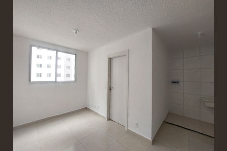 Sala de apartamento para alugar com 2 quartos, 35m² em Usina Piratininga, São Paulo