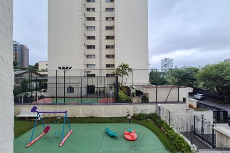 Apartamento à venda com 107m², 3 quartos e 1 vaga Apartamento à venda com 107m², 3 quartos e 1 vagaQuarto 2 - vista