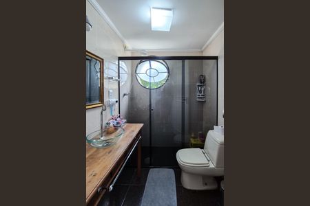 Apartamento à venda com 107m², 3 quartos e 1 vaga Apartamento à venda com 107m², 3 quartos e 1 vagaBanheiro da Suíte