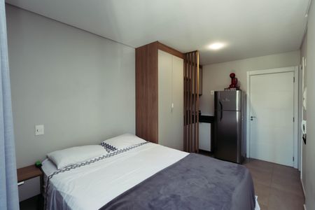 Quarto e Cozinha de kitnet/studio à venda com 1 quarto, 27m² em Ipiranga, São Paulo