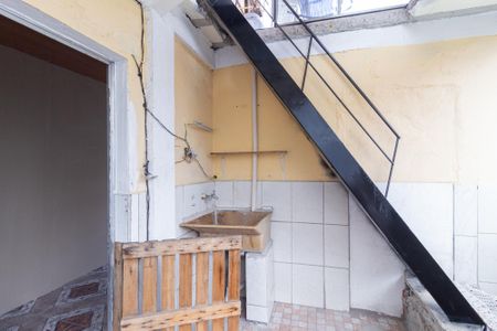 Casa para alugar com 84m², 2 quartos e sem vagaÁrea de serviço