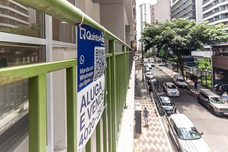 Studio à venda com 21m², 1 quarto e sem vaga Studio à venda com 21m², 1 quarto e sem vagaPlaquinha
