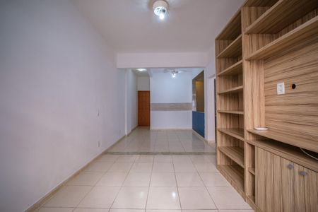 Sala de apartamento para alugar com 1 quarto, 46m² em Tijuca, Rio de Janeiro