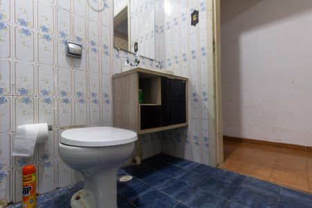 Casa para alugar com 80m², 4 quartos e 2 vagas Casa para alugar com 80m², 4 quartos e 2 vagasBanheiro