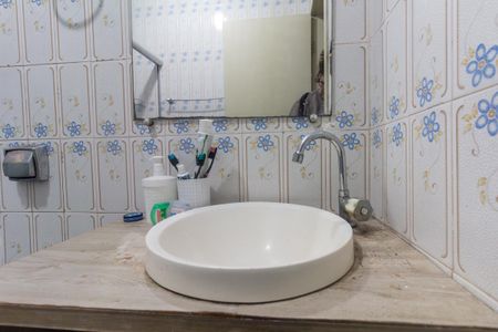 Casa para alugar com 80m², 4 quartos e 2 vagas Casa para alugar com 80m², 4 quartos e 2 vagasBanheiro