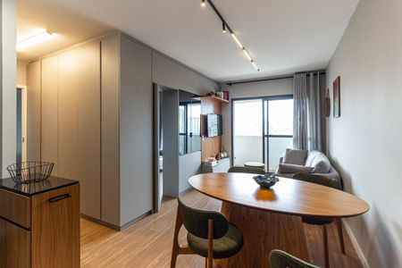 Sala de apartamento à venda com 2 quartos, 68m² em Santa Ifigênia, São Paulo