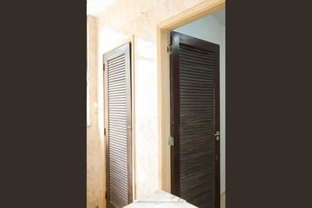 Apartamento para alugar com 65m², 3 quartos e 1 vagaÁrea de Serviço