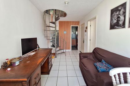 Sala de apartamento para alugar com 2 quartos, 110m² em Rio do Ouro, Niterói