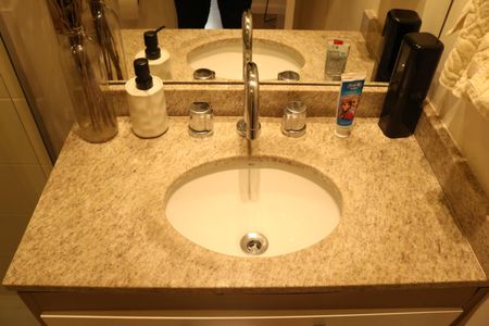 Apartamento à venda com 104m², 2 quartos e 2 vagasBanheiro 2