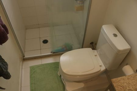 Apartamento à venda com 104m², 2 quartos e 2 vagasBanheiro 1