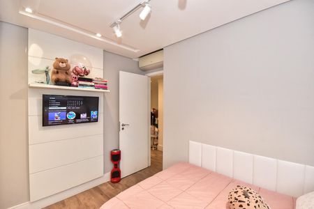 Apartamento à venda com 141m², 3 quartos e 2 vagasSuíte 2