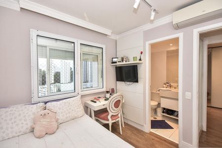 Apartamento à venda com 141m², 3 quartos e 2 vagasSuíte 3