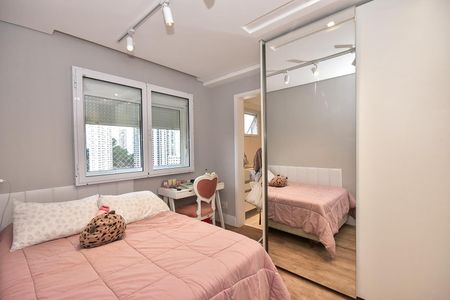 Apartamento à venda com 141m², 3 quartos e 2 vagasSuíte 2