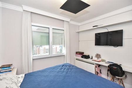 Apartamento à venda com 141m², 3 quartos e 2 vagasSuíte 1