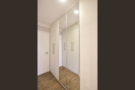 Apartamento à venda com 141m², 3 quartos e 2 vagasArmário da Suíte 1