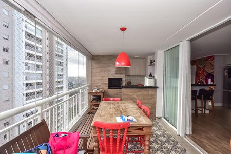 Apartamento à venda com 141m², 3 quartos e 2 vagasVaranda