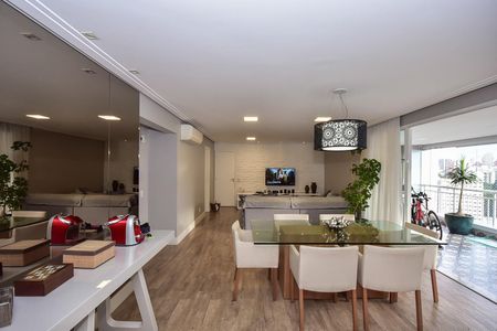 Sala de apartamento à venda com 3 quartos, 141m² em Jardim Colombo, São Paulo