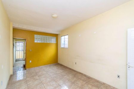 Sala de casa para alugar com 2 quartos, 70m² em Vigário Geral, Rio de Janeiro