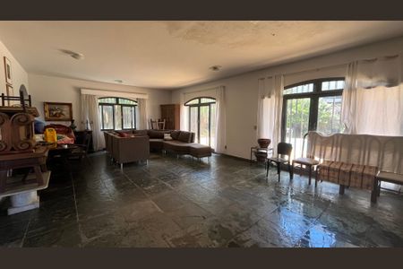 Casa à venda com 3 quartos, 622m² em Nova Campinas, Campinas