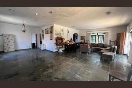 Casa à venda com 3 quartos, 622m² em Nova Campinas, Campinas