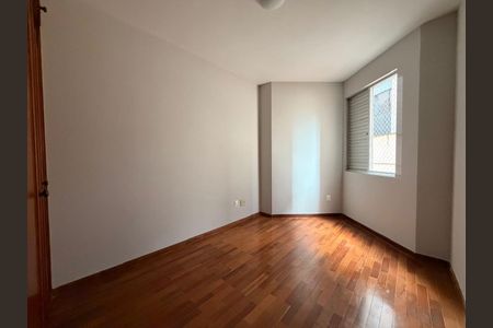 Apartamento à venda com 3 quartos, 95m² em Buritis, Belo Horizonte