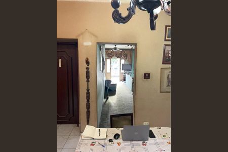 Casa à venda com 2 quartos, 230m² em Vila Pereira Cerca, São Paulo