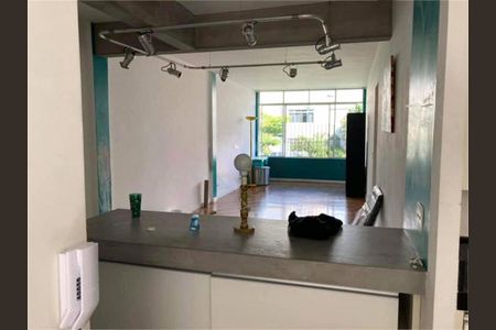 Apartamento à venda com 100m², 2 quartos e 1 vaga