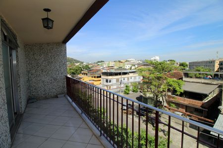 Apartamento à venda com 90m², 3 quartos e 1 vagaVaranda