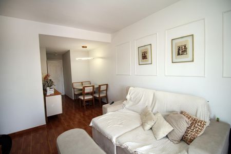 Apartamento à venda com 90m², 3 quartos e 1 vagaSala