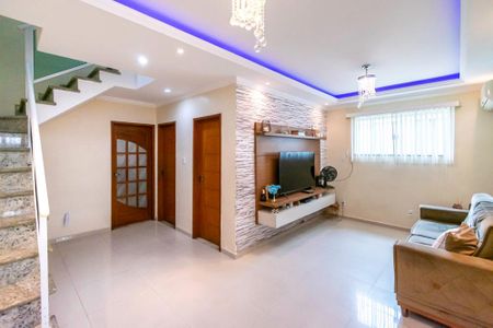 Sala de casa para alugar com 4 quartos, 410m² em Irajá, Rio de Janeiro