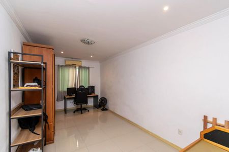Casa para alugar com 410m², 4 quartos e 2 vagasQuarto 3