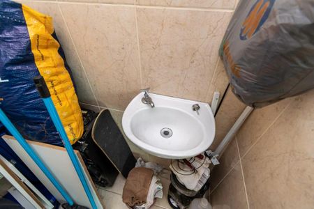 Casa para alugar com 410m², 4 quartos e 2 vagasLavabo do terraço